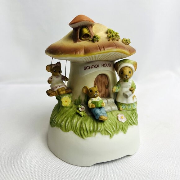 Enesco Mice Vintage Mushroom Schoolhouse Music Box "School Days" Retired - Picture 5 of 8